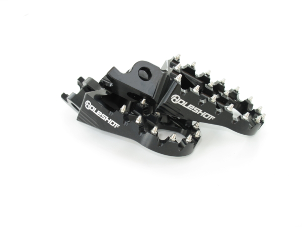Holeshot, Fotpinnar, SVART, Yamaha 04-18 WR450F, 03-21 YZ450F, 07 WR250, 16-18 WR250, 01-21 WR250F/YZ250F, 08-20 WR250R, 99-21 YZ250, 99-21 YZ125, 02-21 YZ85, 19-21 YZ65, 00-02 YZ426F, 99-01 YZ80